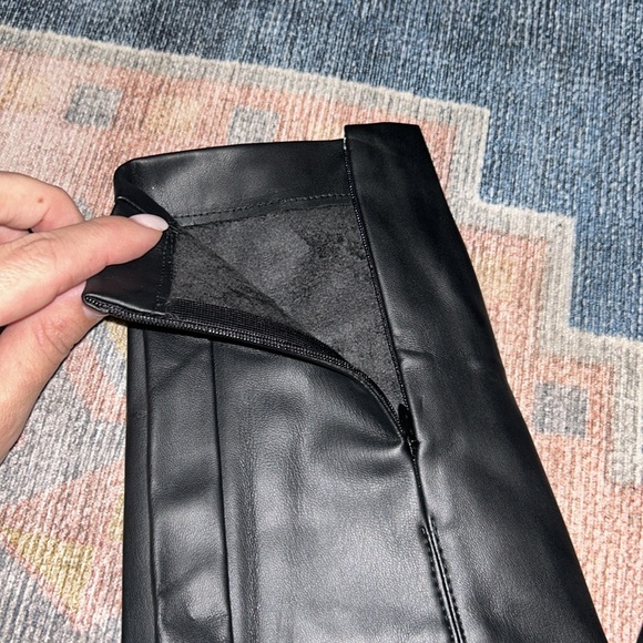 New with tags! Adorable, Zara, faux, leather leggings. - Picture 3 of 4
